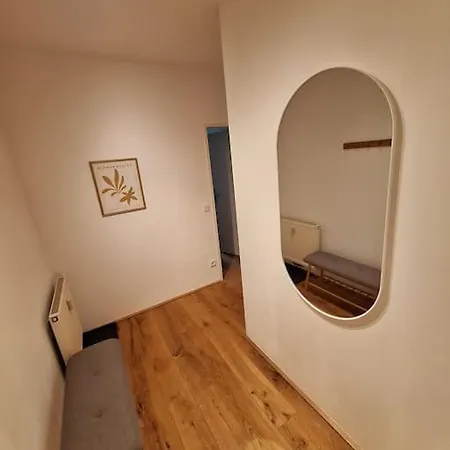 In Apartman *